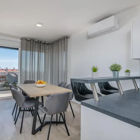 Appartment Divine Krk Town Exterior photo